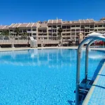 The Heights - Cristianos - Heated Pool - Wifi Free アパート