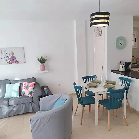 Апартаменты The Heights - Cristianos - Heated Pool - Wifi Free